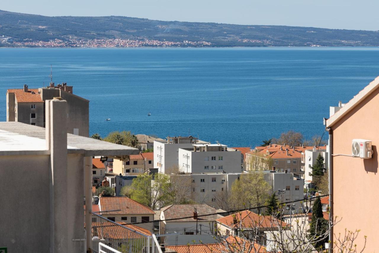 Apartments With A Parking Space Dugi Rat, Omis - 19516 Exterior photo