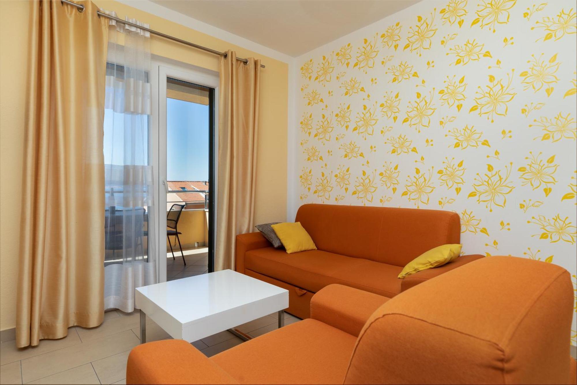 Apartments With A Parking Space Dugi Rat, Omis - 19516 Room photo